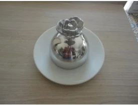 Mantegueiro de louça com tampa em aluminio fundido